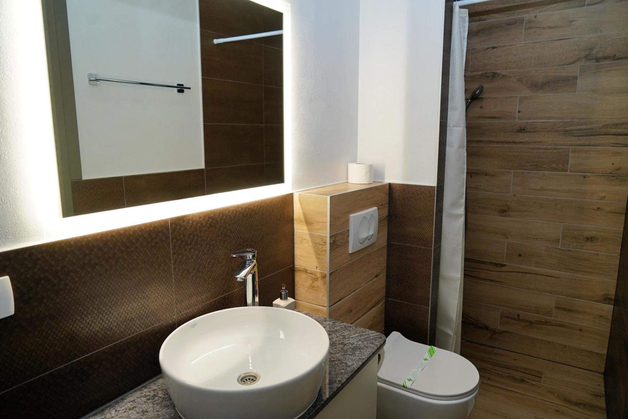 Swiss Apartmani Баня-Лука Экстерьер фото