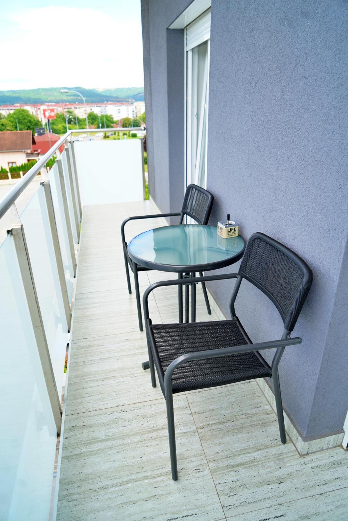 Swiss Apartmani Баня-Лука Экстерьер фото